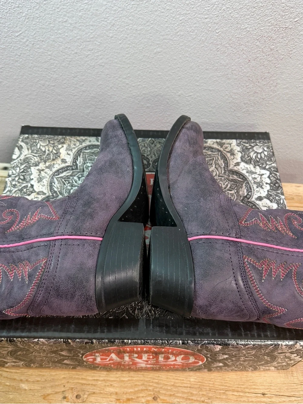 Laredo kids Purple Suede Lace-Up Western Boots with Pink Trim